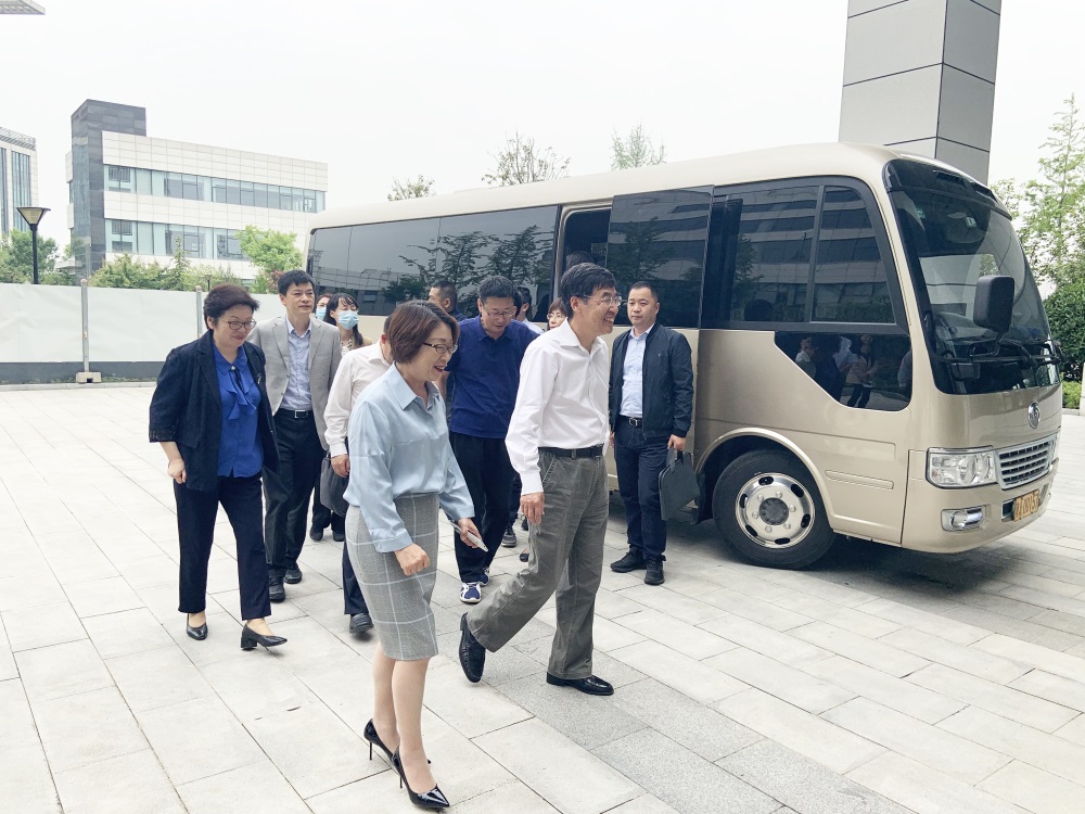 国务院发展钻研中心辅导莅临Z6尊龙科技调研